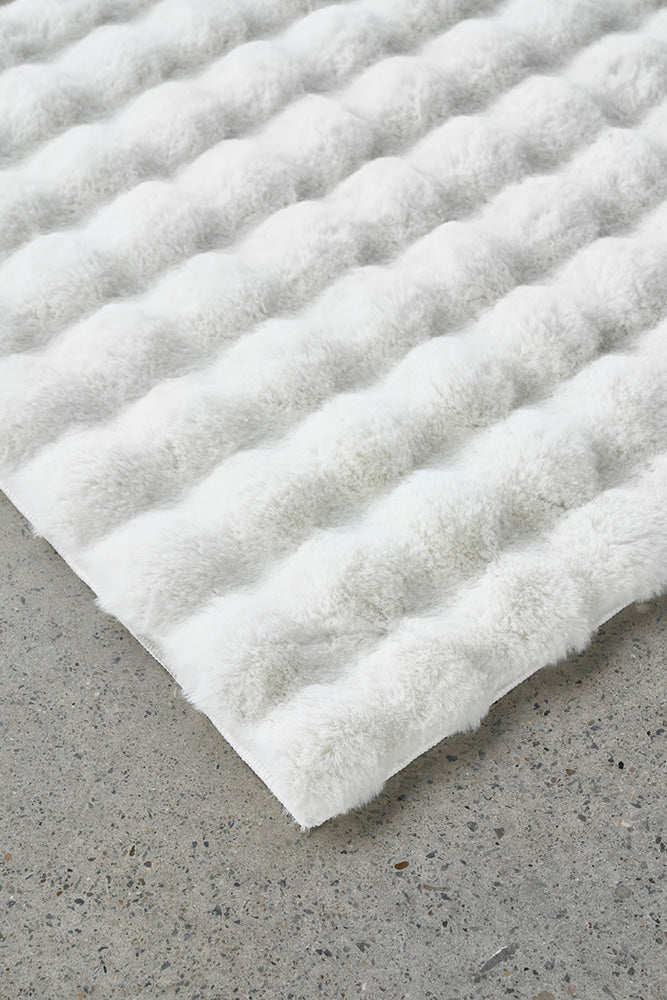 Bubble White Super Soft Modern Plush Machine Washable Polyester Rug