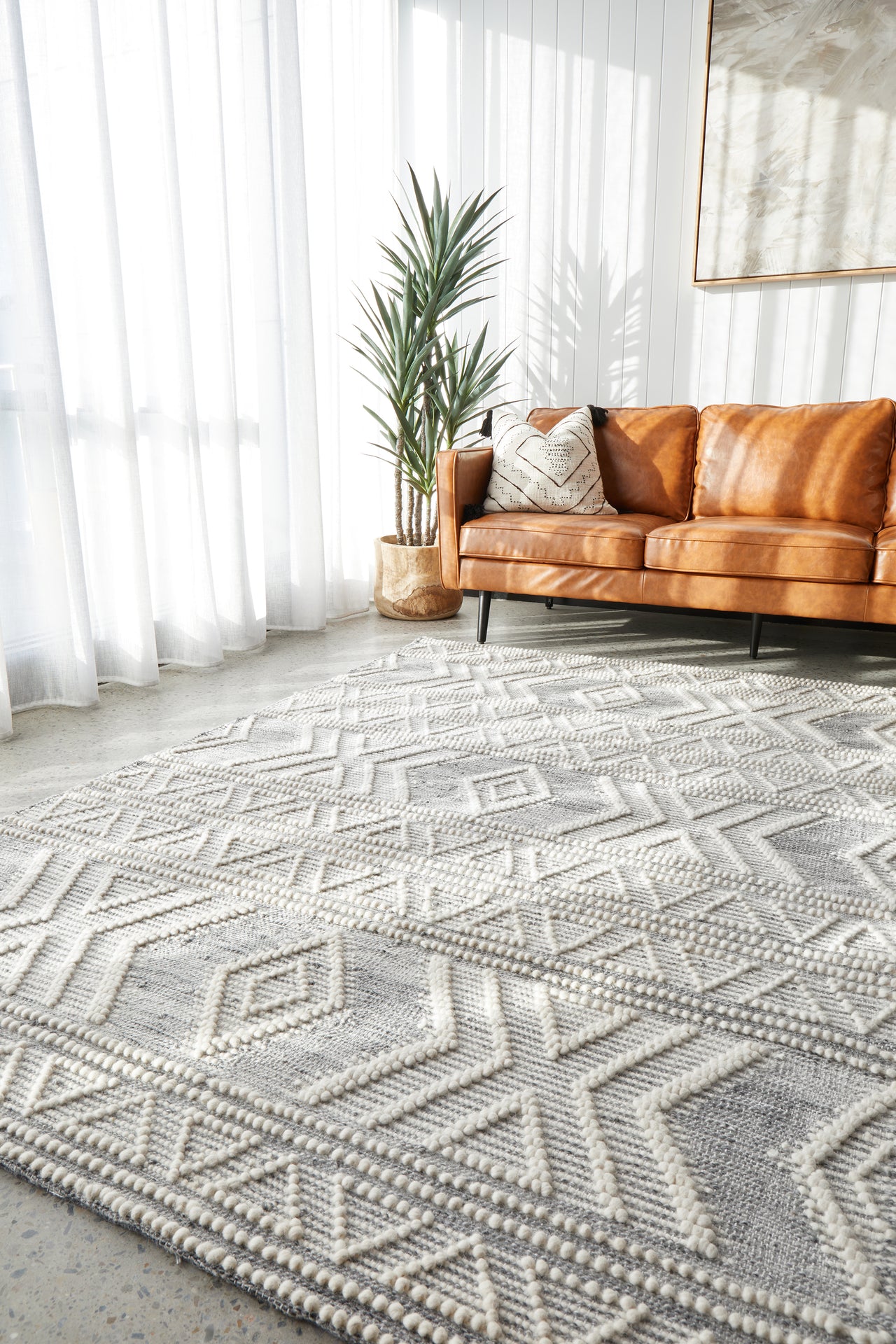 Zena Tribal Grey & White Patterned Rug