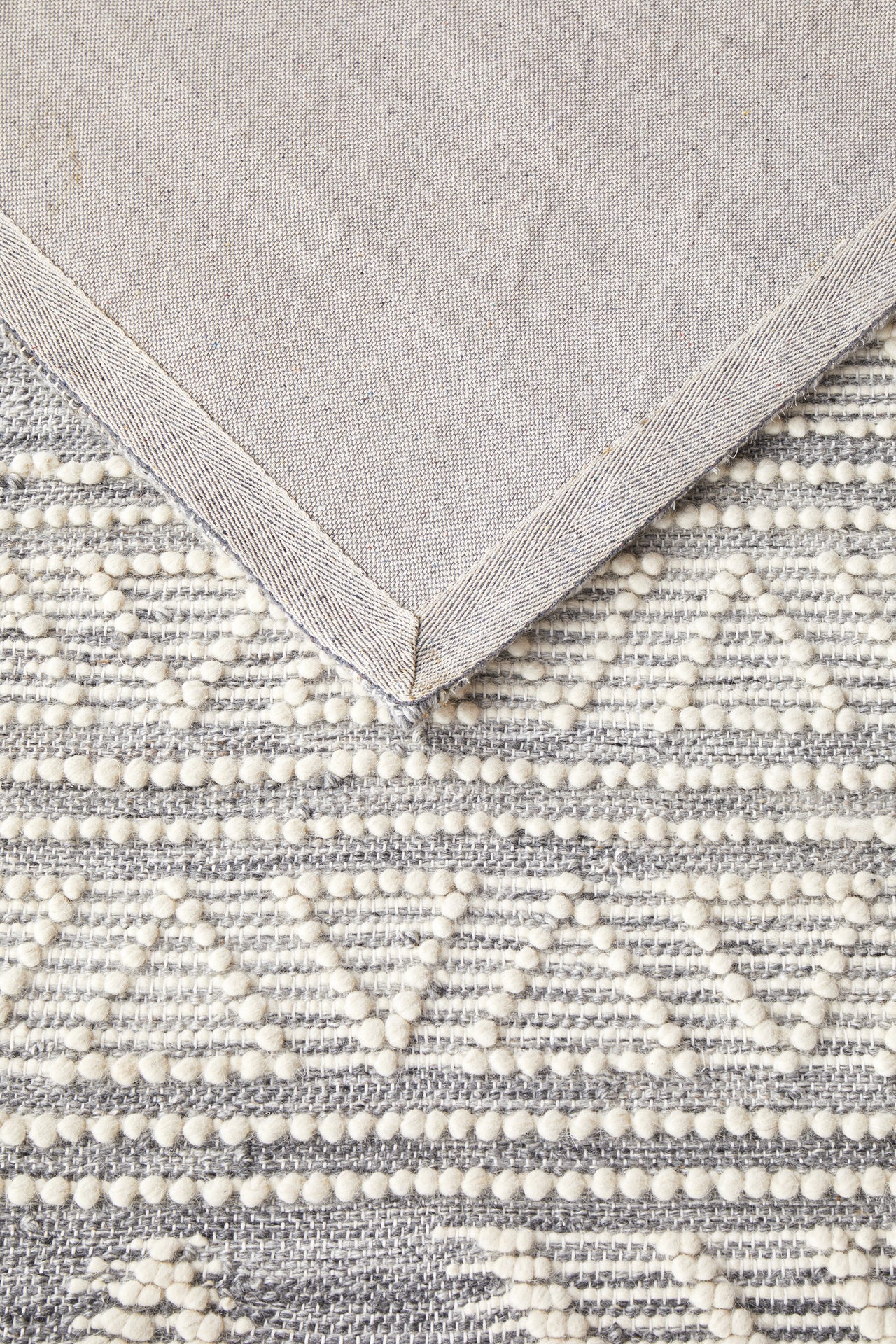 Zena Tribal Grey & White Patterned Rug