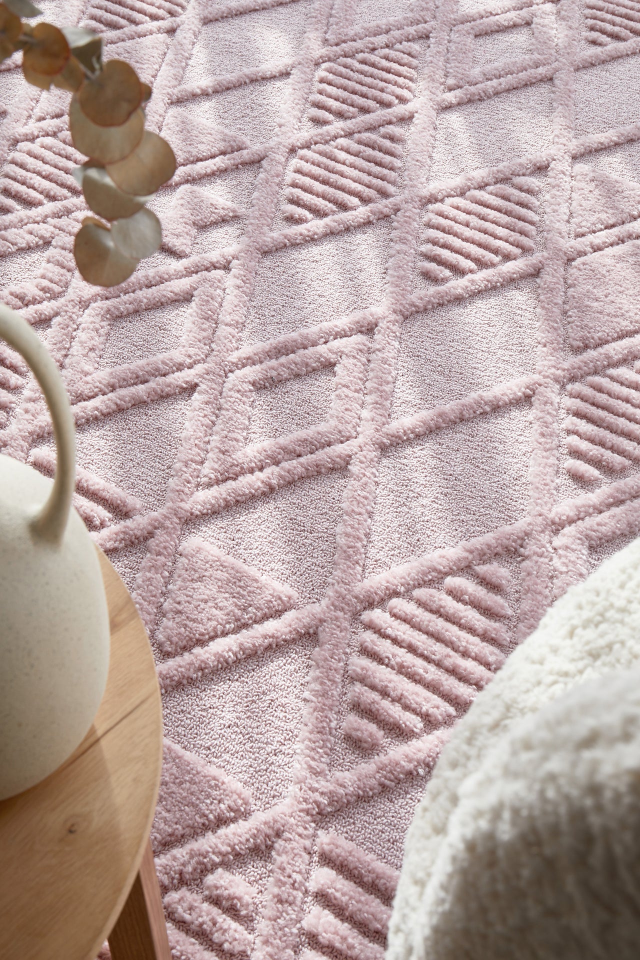 Mari Lisa Pink Diamond Pattern Rectangle Rug