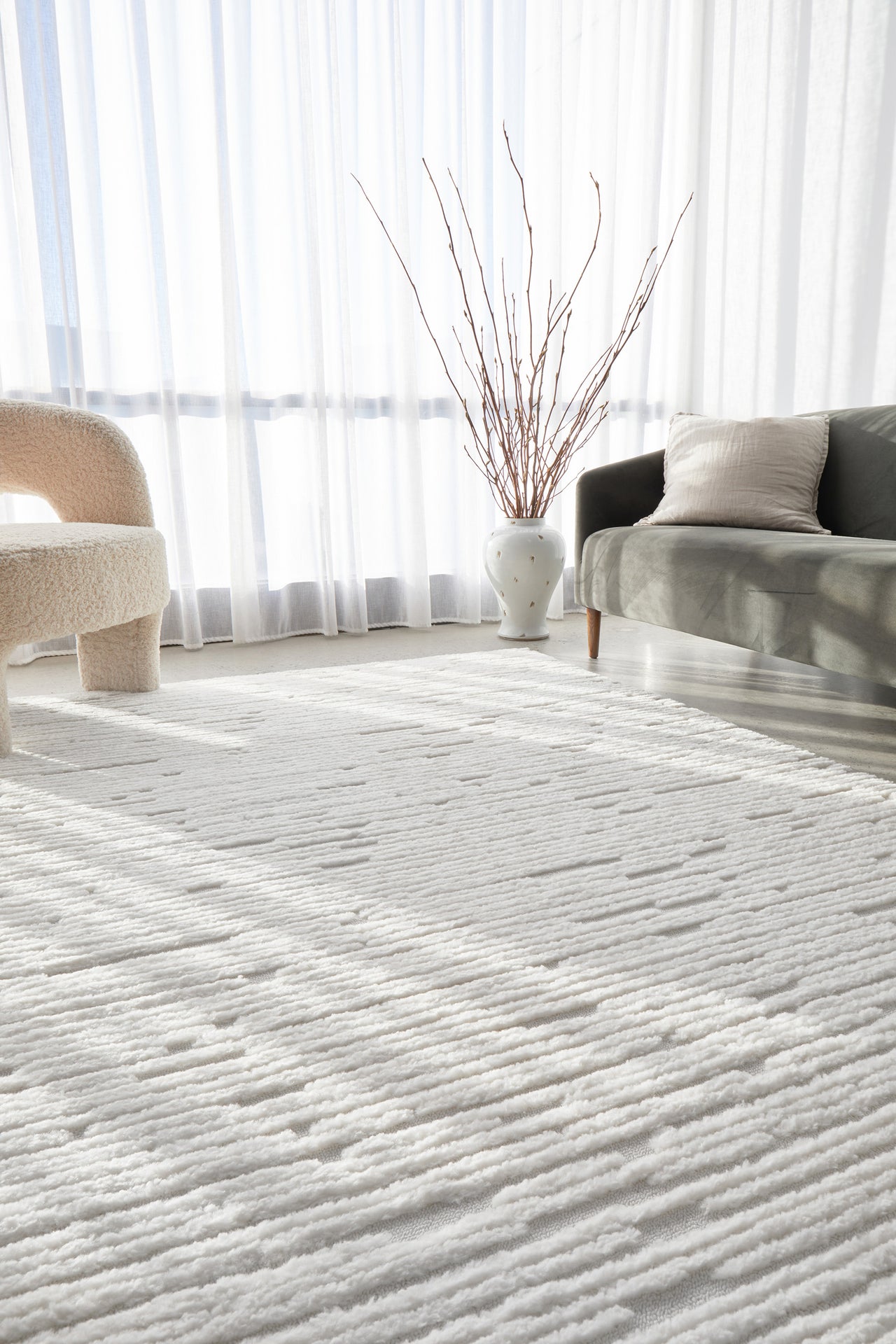 Mari Suri White Modern Rectangle Rug