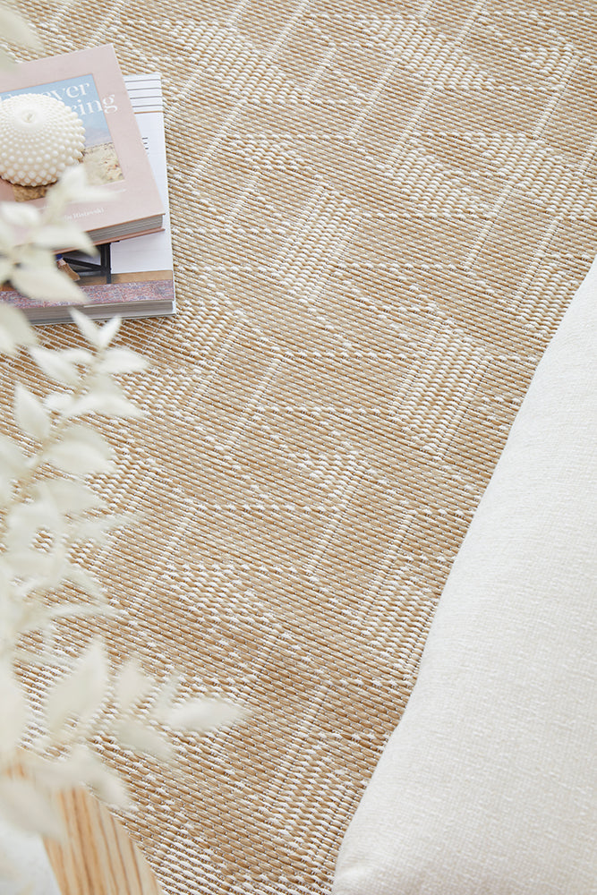 Patio Kudo Cream Natural Modern Geometric Patterned Hallway Runner Rug