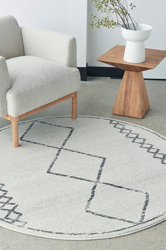 Kylie Paradise Grey Modern Diamond Tribal Pattern Round Rug