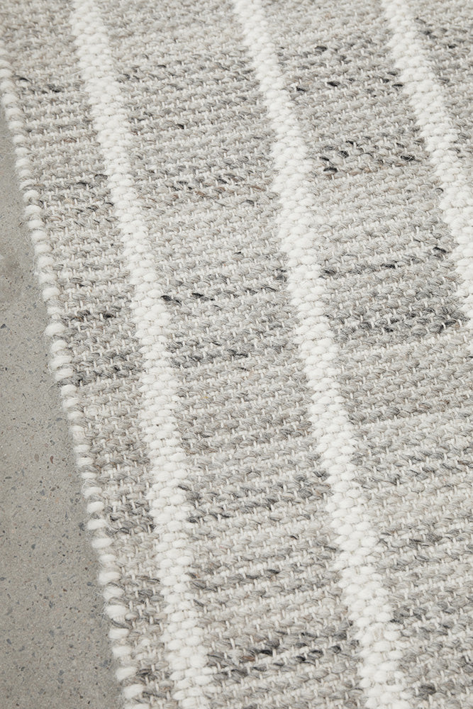 Luci Grey and White Modern Organic Line Pattern Rectangle Rug