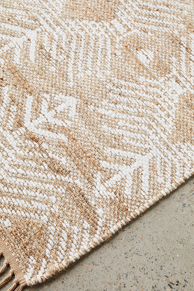 Rosa Bodhi Natural & White Jute Bohemian Tribal Pattern Rug