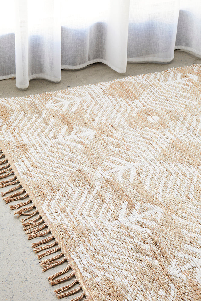 Rosa Bodhi Natural & White Jute Bohemian Tribal Pattern Rug