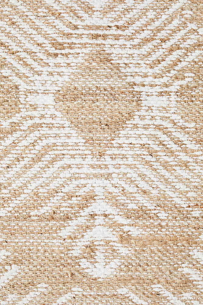 Rosa Bodhi Natural & White Jute Bohemian Tribal Pattern Rug