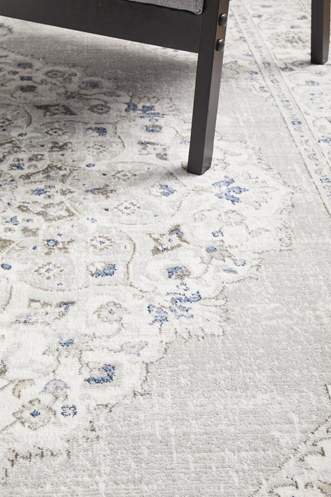 Emily Traditional Grey & Blue Floral Pattern Rug