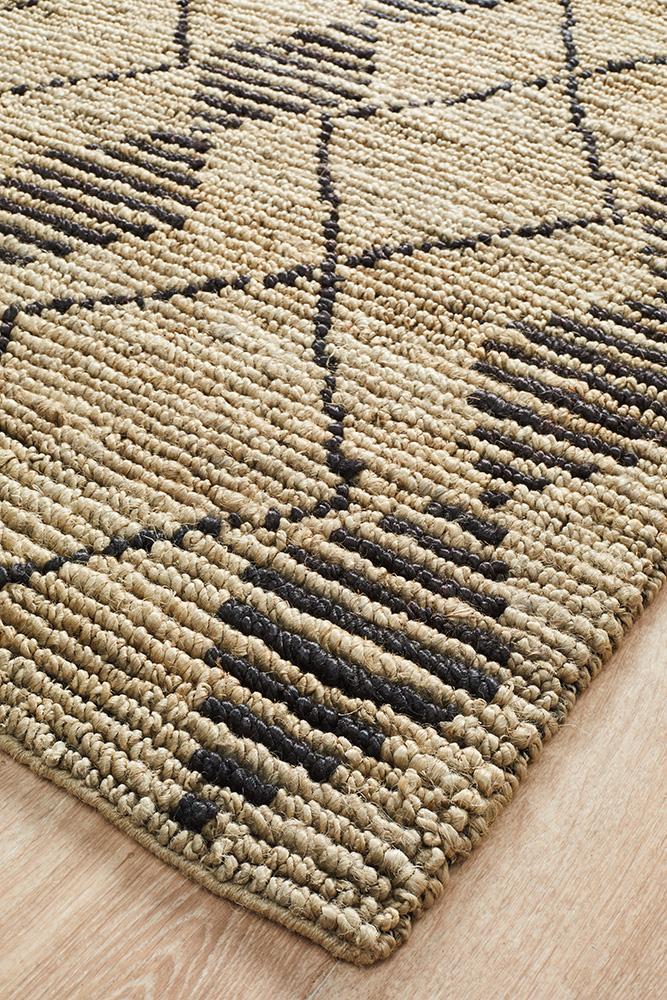 Riya Tribal Diamond Pattern Handmade Jute Rug