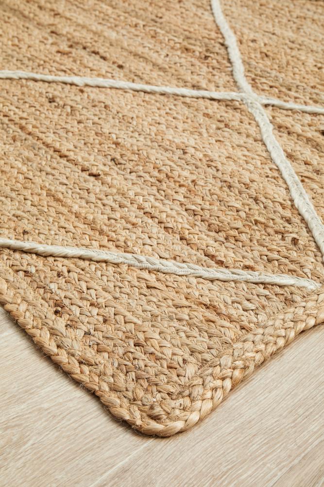 Aanya Natural Diamond Pattern Jute Rug