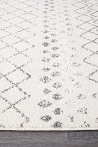 Thumbnail for Aiyana White & Grey Tribal Rug