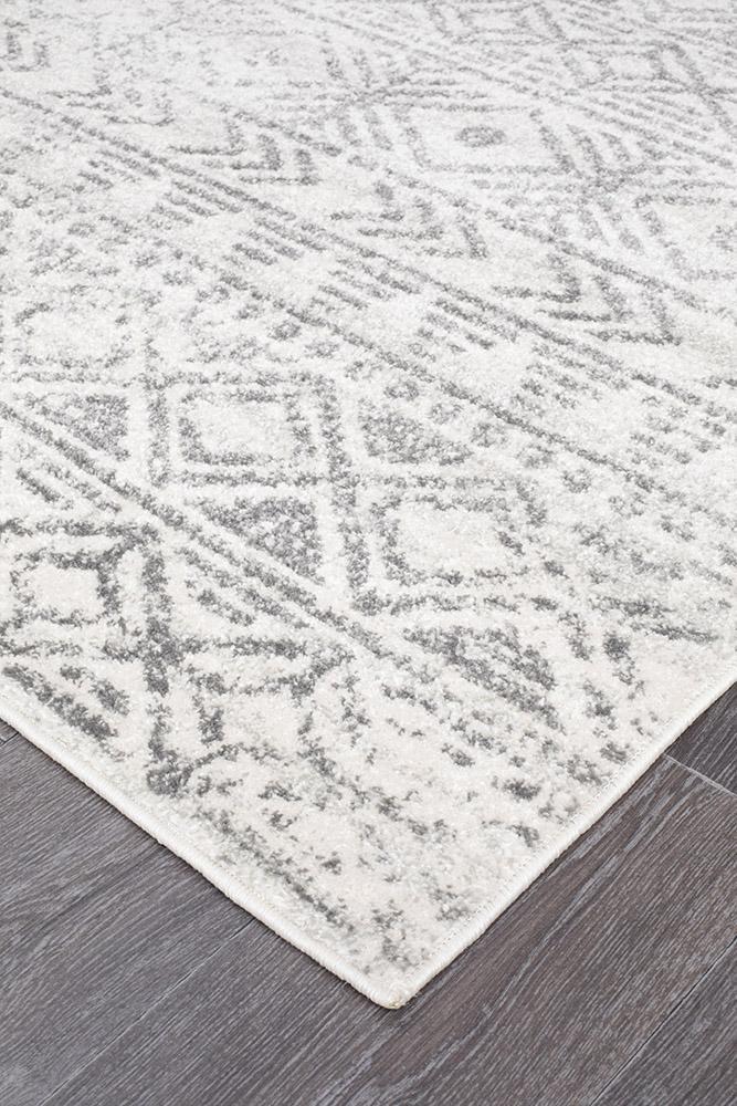 Adair Bohemian White & Grey Rustic Rug