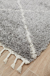 Thumbnail for Anisah Modern Grey & White Diamond Pattern Fringed Rug