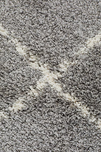 Thumbnail for Anisah Modern Grey & White Diamond Pattern Fringed Rug