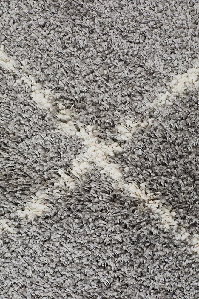 Anisah Modern Grey & White Diamond Pattern Fringed Rug