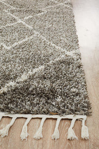 Thumbnail for Nahla Modern Fringed Grey & White Rug