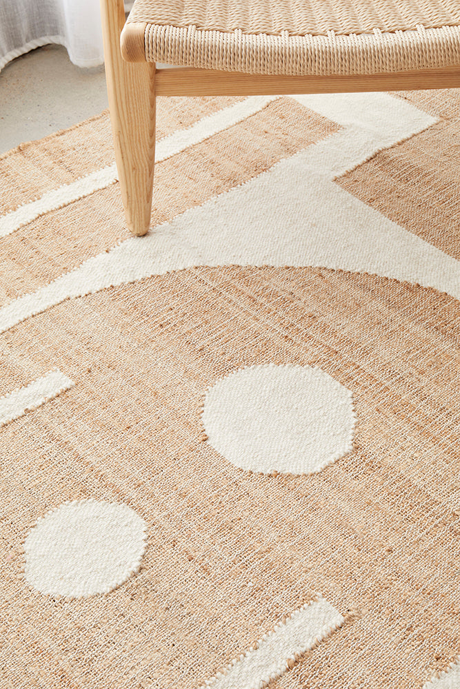 Zelda Sahara Natural and White Jute Tribal Pattern Rug